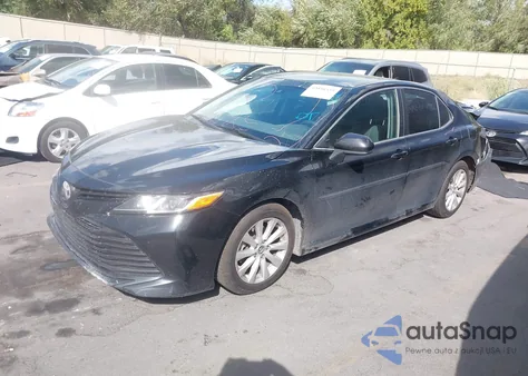 2020 Toyota Camry Le from USA, damaged, VIN 4T1C11AK2LU880546